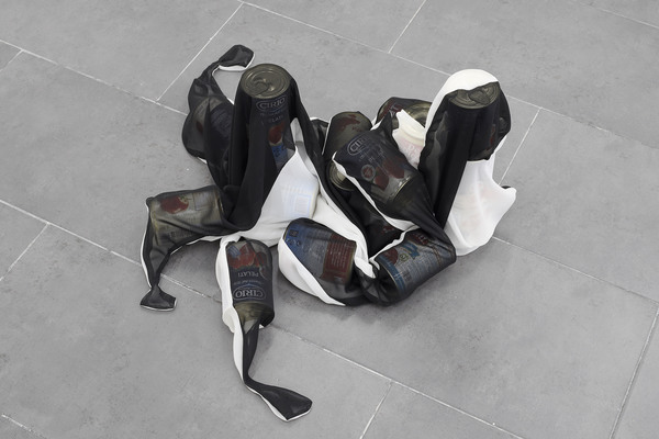Anna-Sophie Berger, hunch, 2017 Anna-Sophie Berger, hunch, 2017