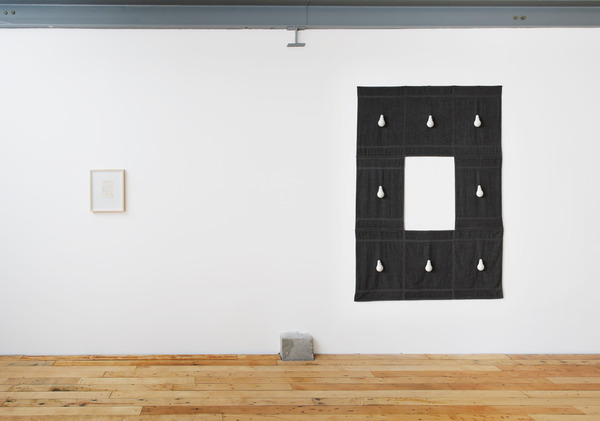 2013.09 Within and Throughout : Paul Lee, Jo Nigoghossian, Christina Ramberg, Within and Throughout, Installation view, 2013 2013.09 Within and Throughout : Paul Lee, Jo Nigoghossian, Christina Ramberg, Within and Throughout, Installation view, 2013