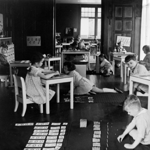 > “A framework that supports autodidactic activities, operating under the assumption that everything is in everything.”

[http://www.servinglibrary.org/read.html?id=2058](http://www.servinglibrary.org/read.html?id=2058)