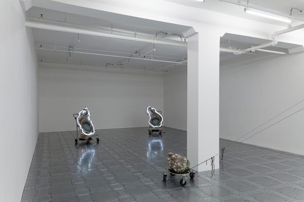 2019.09 Elaine Cameron-Weir: strings that show the wind, strings that show the wind, 2019 2019.09 Elaine Cameron-Weir: strings that show the wind, strings that show the wind, 2019