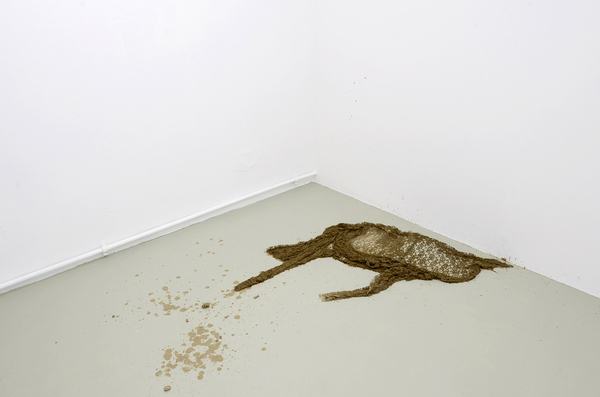 Anna-Sophie Berger, Mud coat 1, 2016 Anna-Sophie Berger, Mud coat 1, 2016
