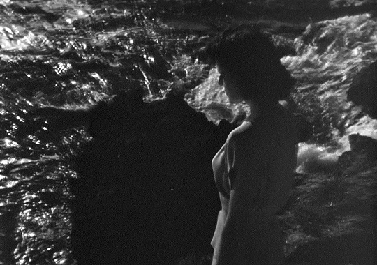 I Walked with a Zombie (1943) dir. Jacques Tourneur  